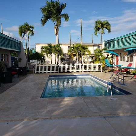 Georges Royal Inn Frederiksted Eksteriør bilde