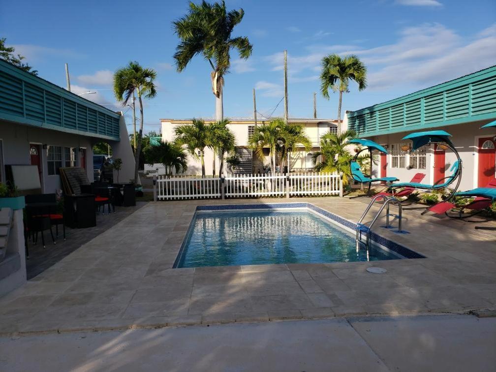 Georges Royal Inn Frederiksted Eksteriør bilde